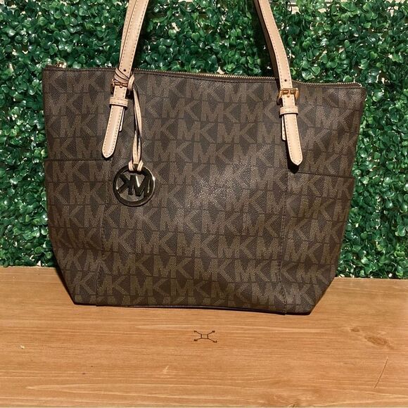 Micheal Kors Bag Brown - Picture 1 of 4